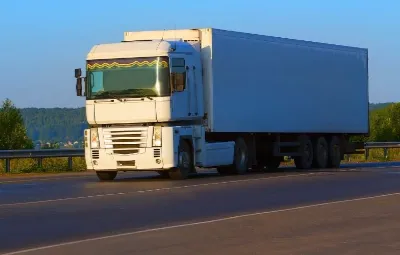 Antalya ile Kemalpaşa Arası Öğrenci Eşyası Taşıma